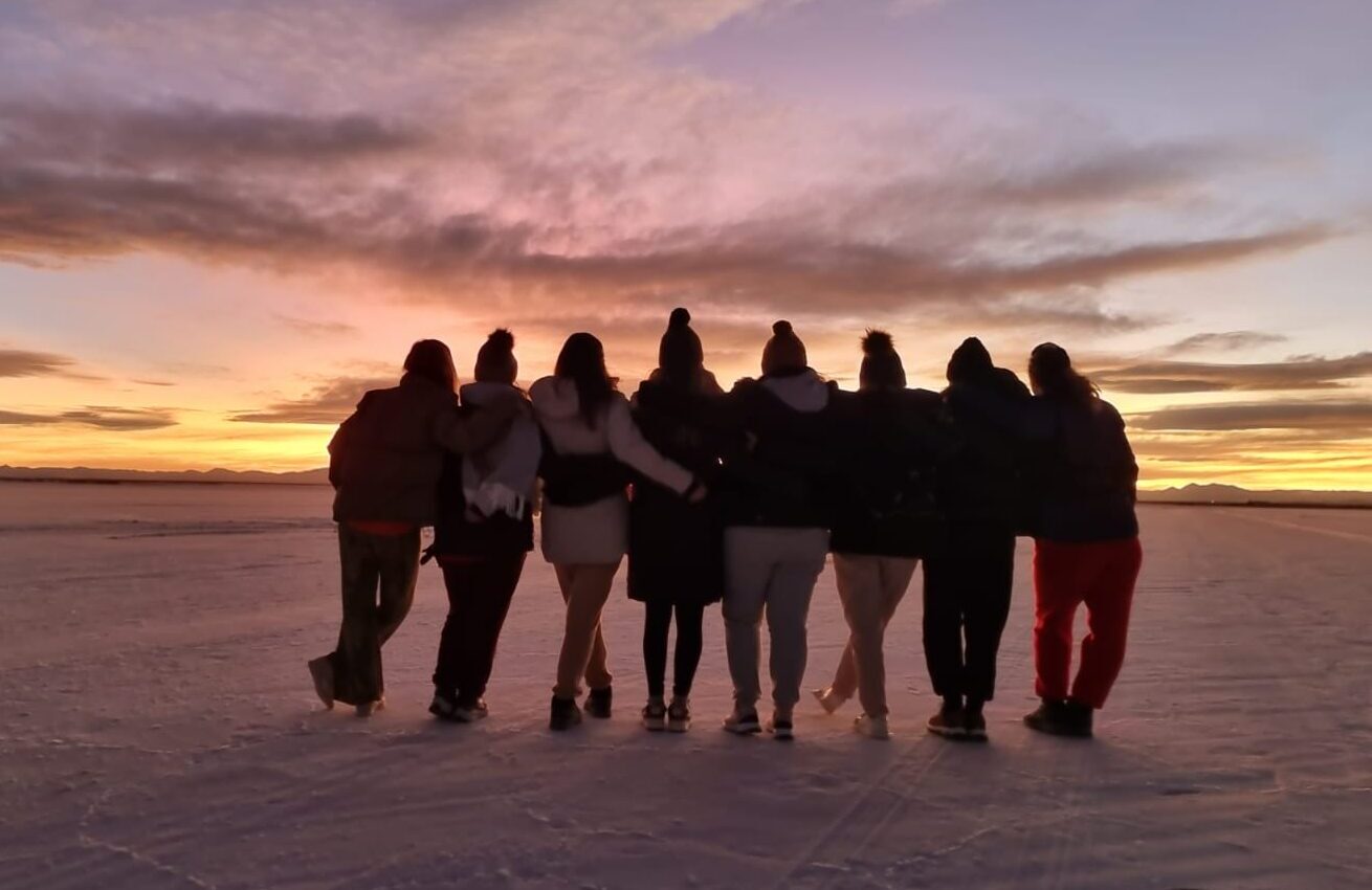 Área de spa con piscina interior